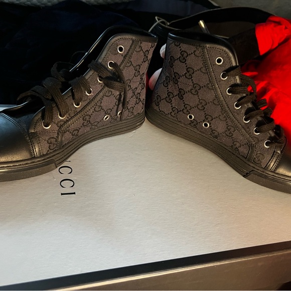 Gucci sneakers - Picture 1 of 7